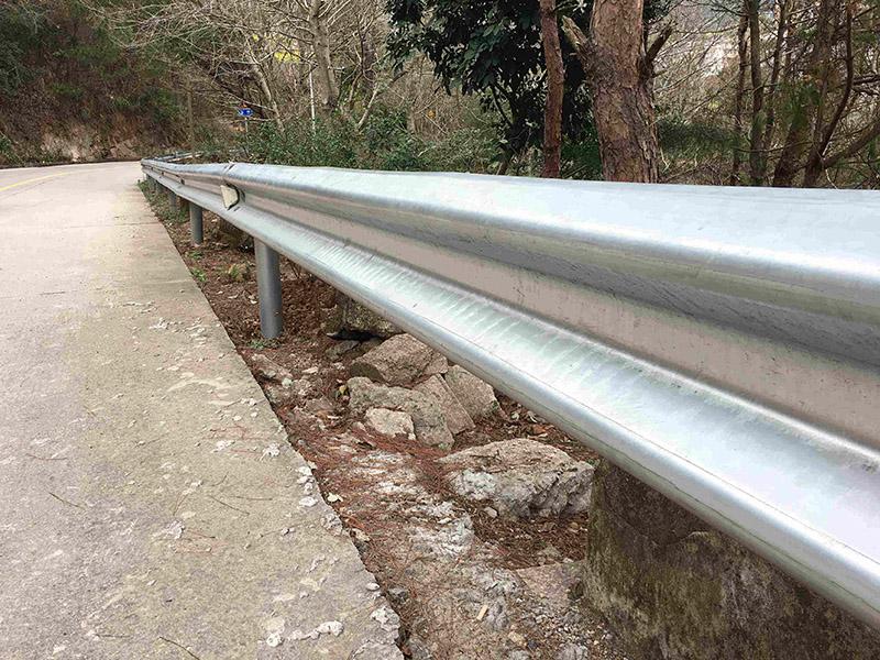 湖南公路護欄板