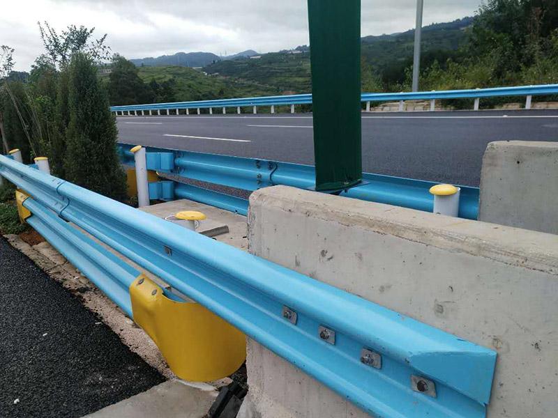 沈陽雙波護(hù)欄板