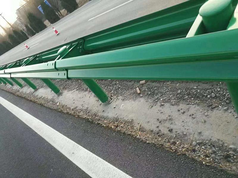 湖南分隔帶護(hù)欄板