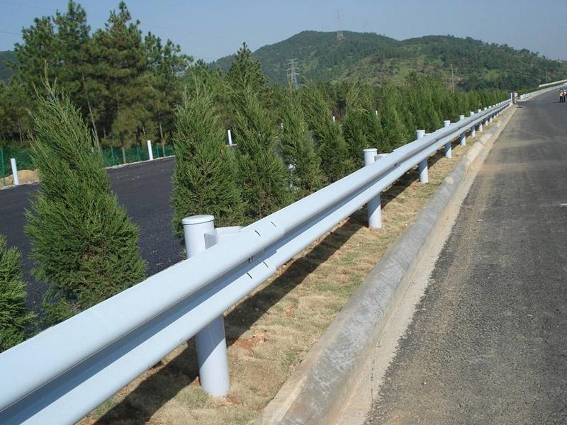 湖南分隔帶護(hù)欄板